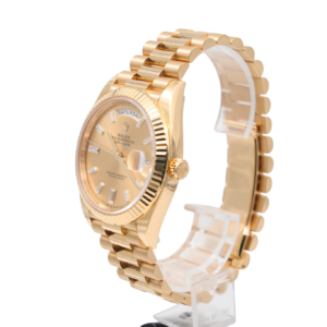 Rolex – Day-Date 40mm – Champagne Baguette – 228238 – 2024 - Image 17