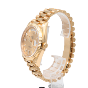 Rolex – Day-Date 40mm – Champagne Baguette – 228238 – 2024 - Image 18