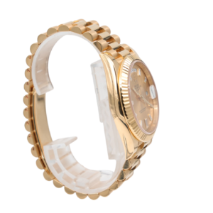 Rolex – Day-Date 40mm – Champagne Baguette – 228238 – 2024 - Image 50