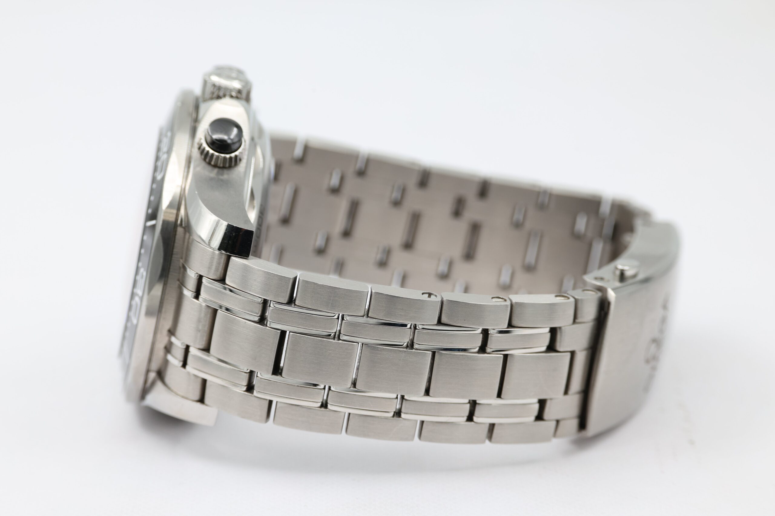 Omega – Seamaster – Diver 300M Chronograph – 210.30.44.51.01.001 – 2024 - Image 3