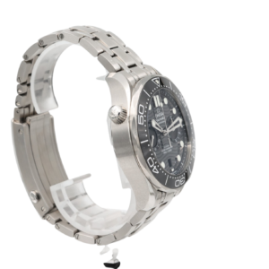 Omega – Seamaster – Diver 300M Chronograph – 210.30.44.51.01.001 – 2024 - Image 46