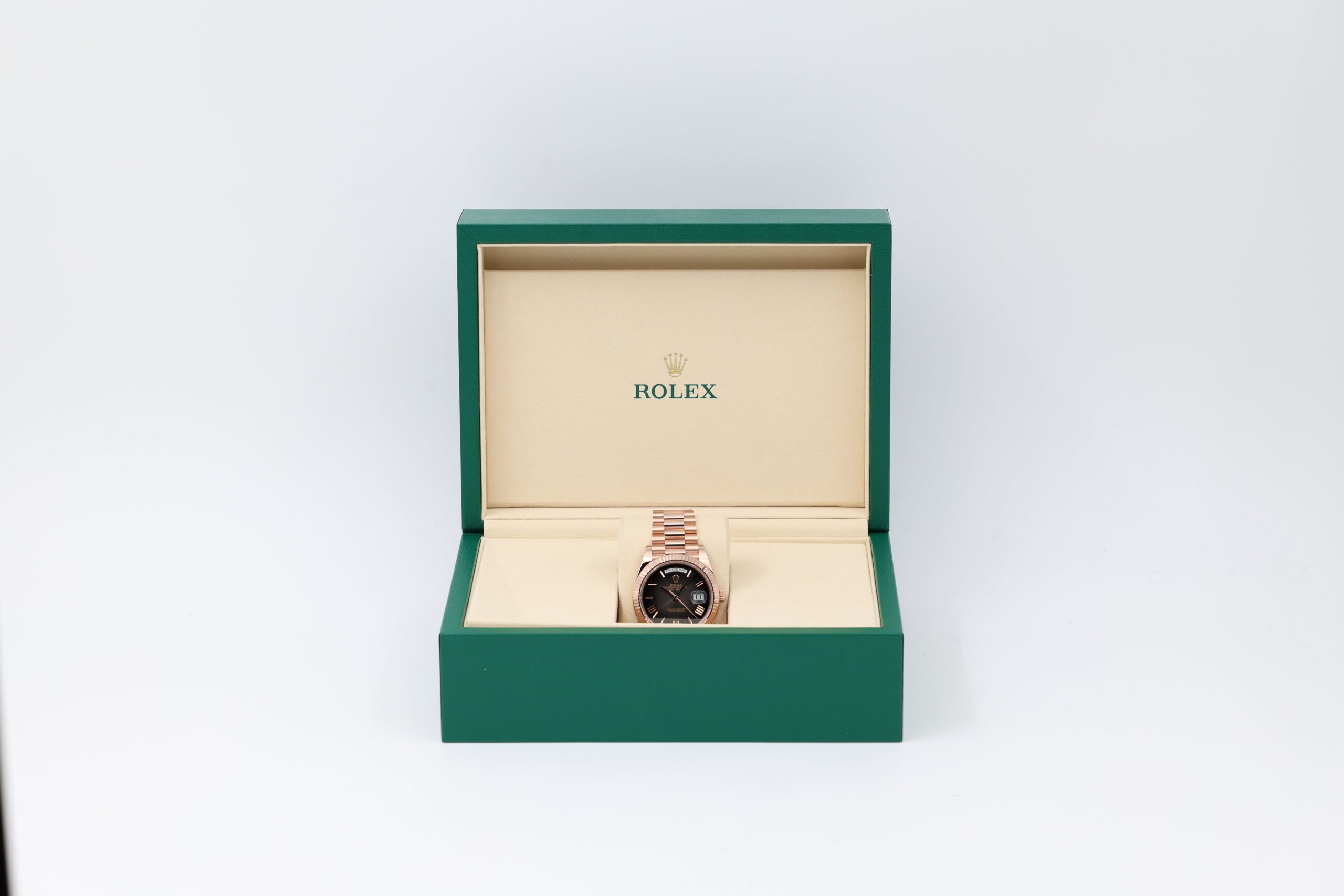 Rolex – Day-Date – Slate Ombre – 228235 – 2026 - Image 7