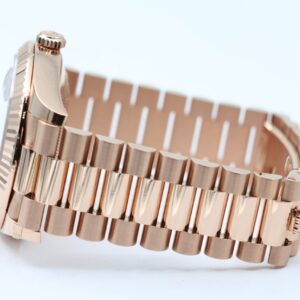Rolex – Day-Date – Slate Ombre – 228235 – 2026 - Image 3