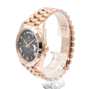 Rolex – Day-Date – Slate Ombre – 228235 – 2026 - Image 18