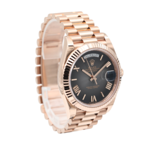 Rolex – Day-Date – Slate Ombre – 228235 – 2026 - Image 56